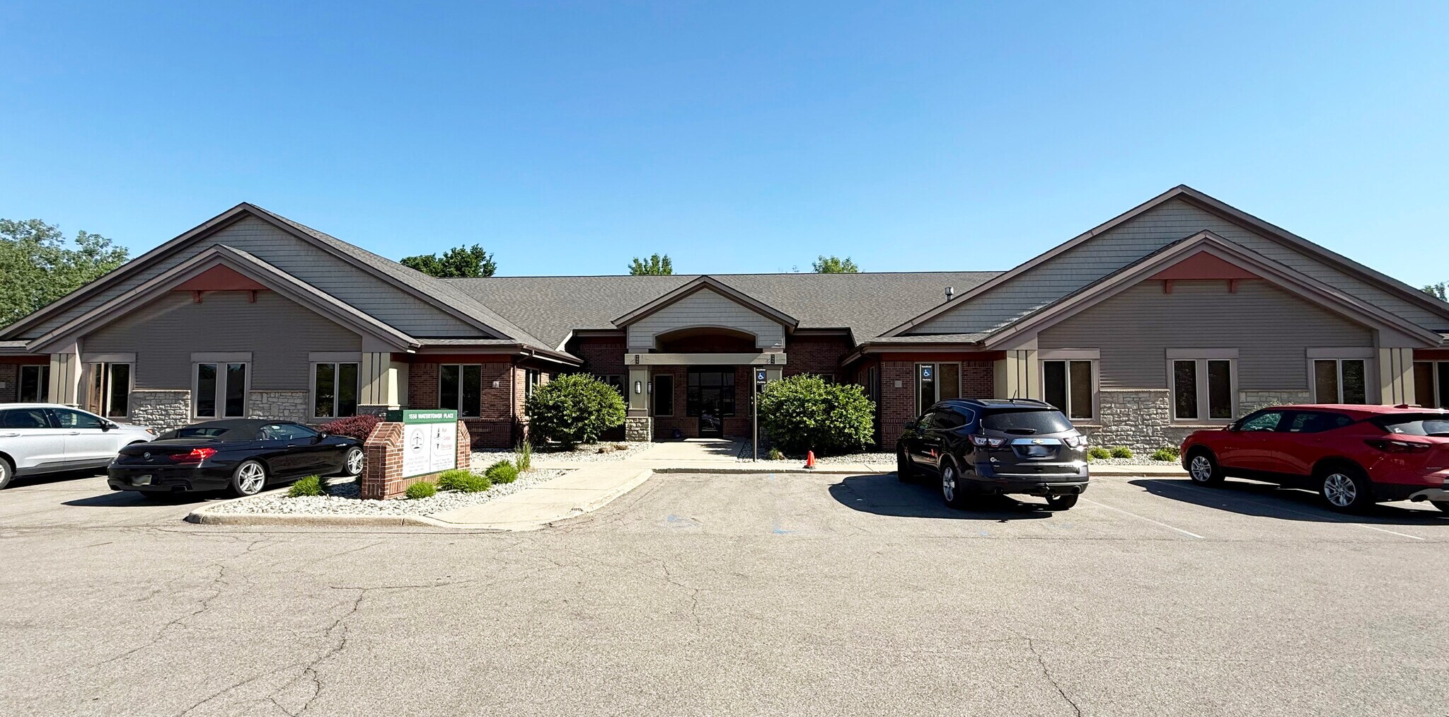 1550 Watertower Pl, East Lansing, MI for Sale