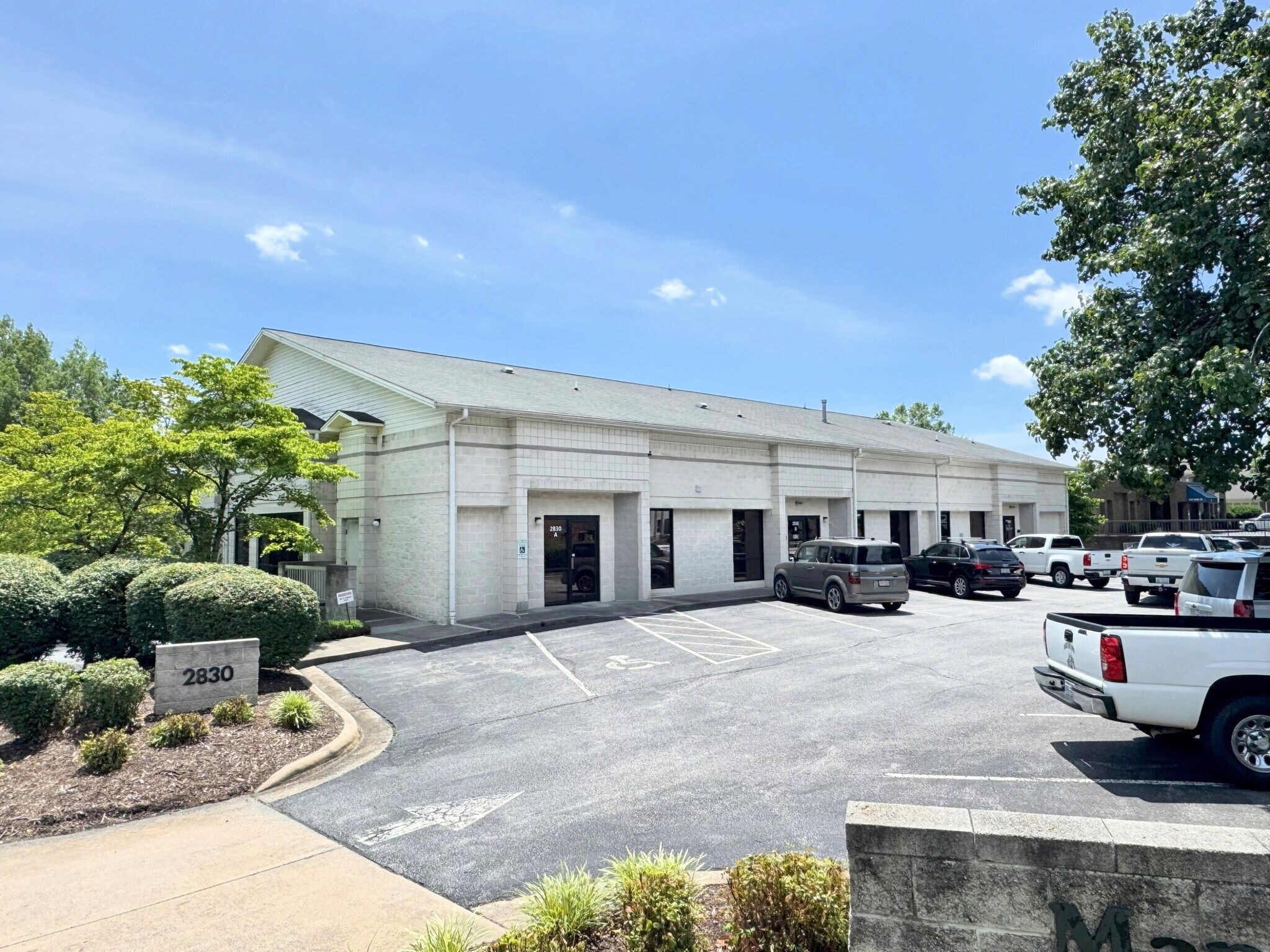 2830 Maplewood Ave, Winston-Salem, NC for Rent