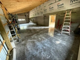 Uhrichsville, OH Industrial - 1015 Trenton Ave