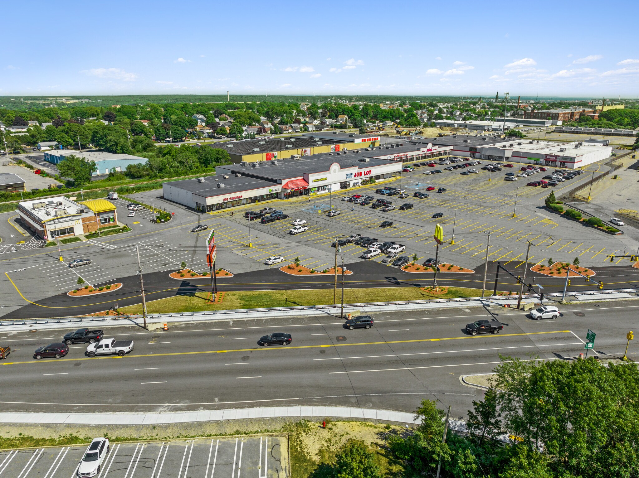 10001090 Kings Hwy New Bedford, MA 02745 Shopping Center Property