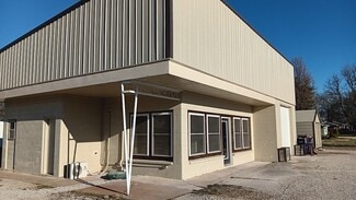 Sarcoxie, MO Showroom - 215 S 14th St