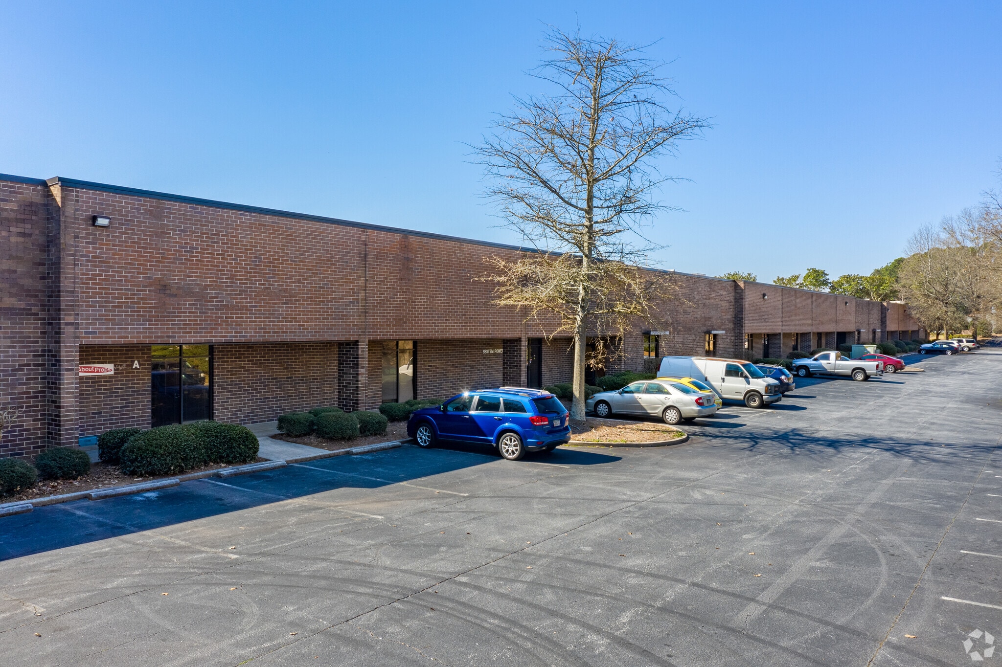 2189 Flintstone Dr, Tucker, GA for Rent