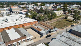 Brenham, TX Warehouse - 200 W First St