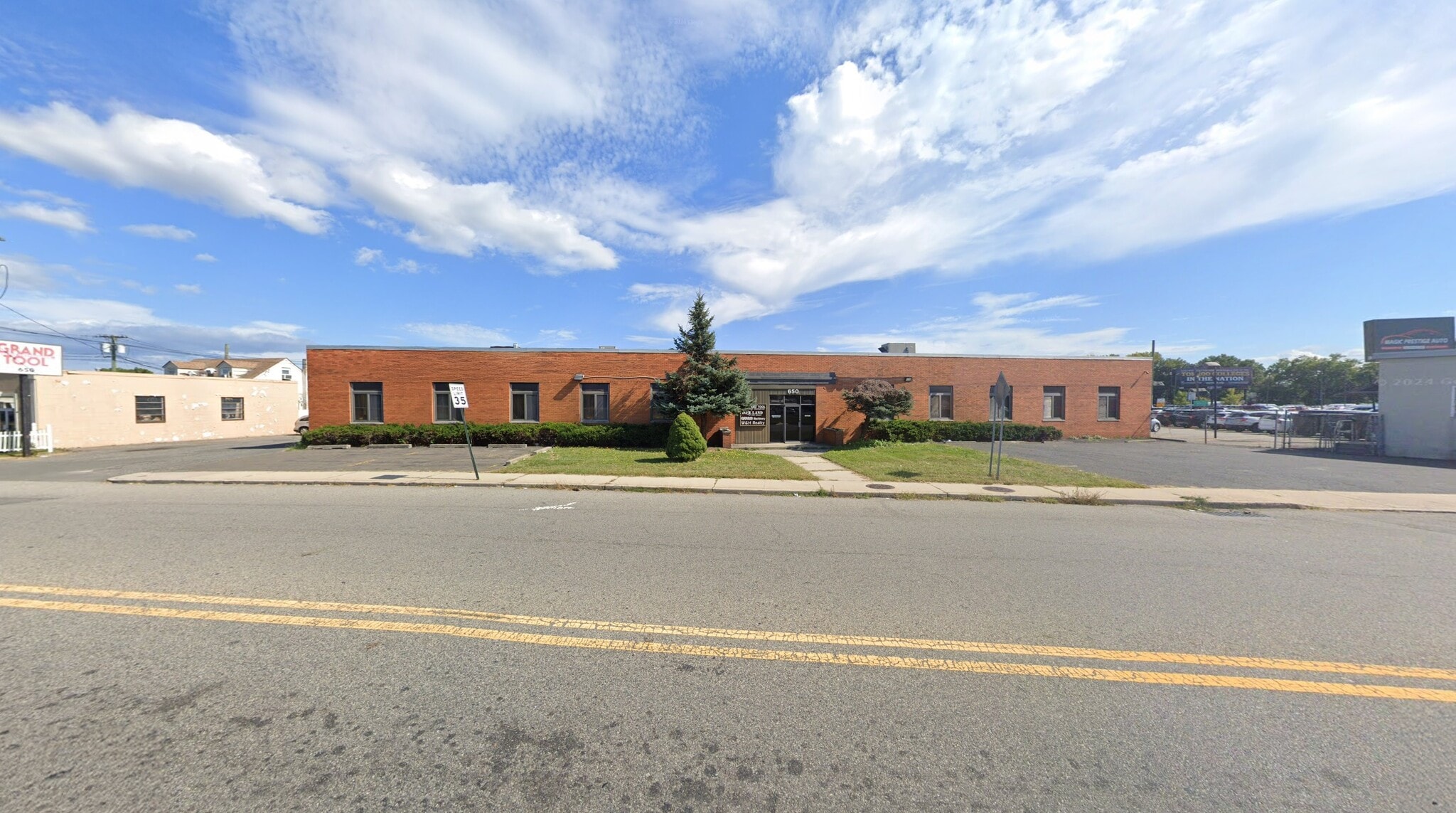 650 Huyler St, South Hackensack, NJ for Rent