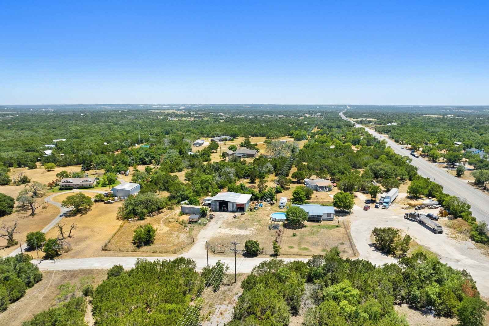 52 Live Oak Trl, Liberty Hill, TX for Rent