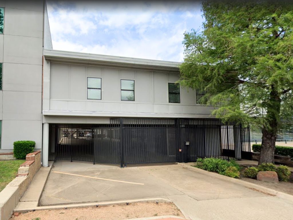 4411 N Central Expy, Dallas, TX for Rent