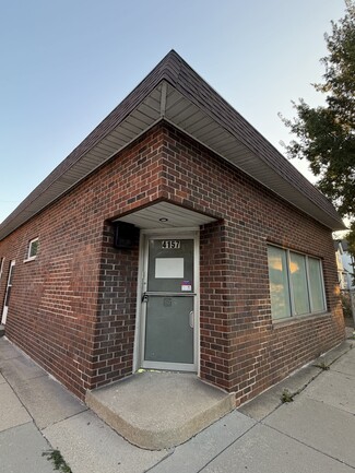 Chicago, IL Office/Retail - 4155 Addison St Chicago, IL Office/Retail - 4155 Addison St