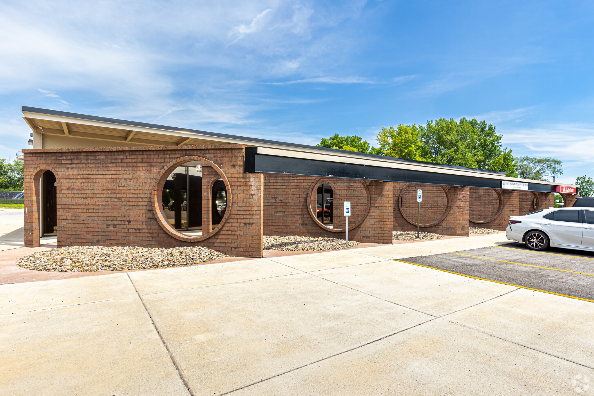 816-818 NW Park Ln, Lees Summit, MO for Rent