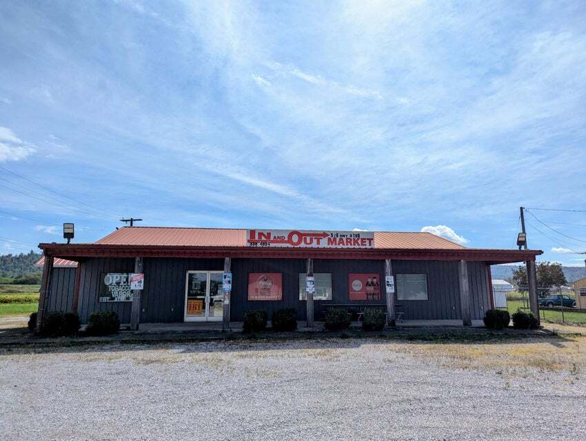 576 Highway 3106, Monticello, KY for Sale