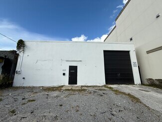 Tampa, FL Warehouse - 1717 W Kennedy Blvd