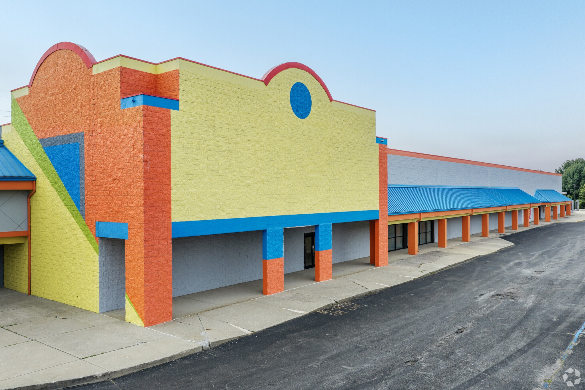 3643-3749 Commercial Dr, Indianapolis, IN for Rent