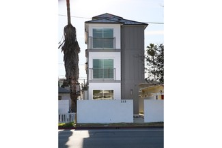 Burbank, CA Loft/Creative Space - 215 N Hollywood Way