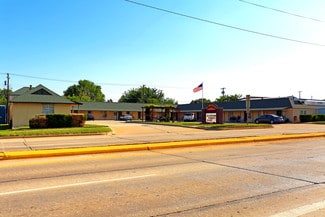 Yukon, OK Apartments - 925 W Main St
