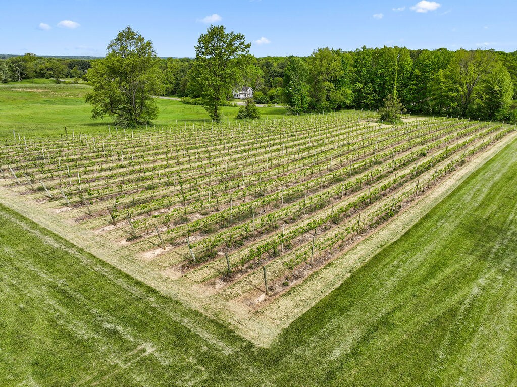 438 E SNOW Rd, Baroda, MI for Sale