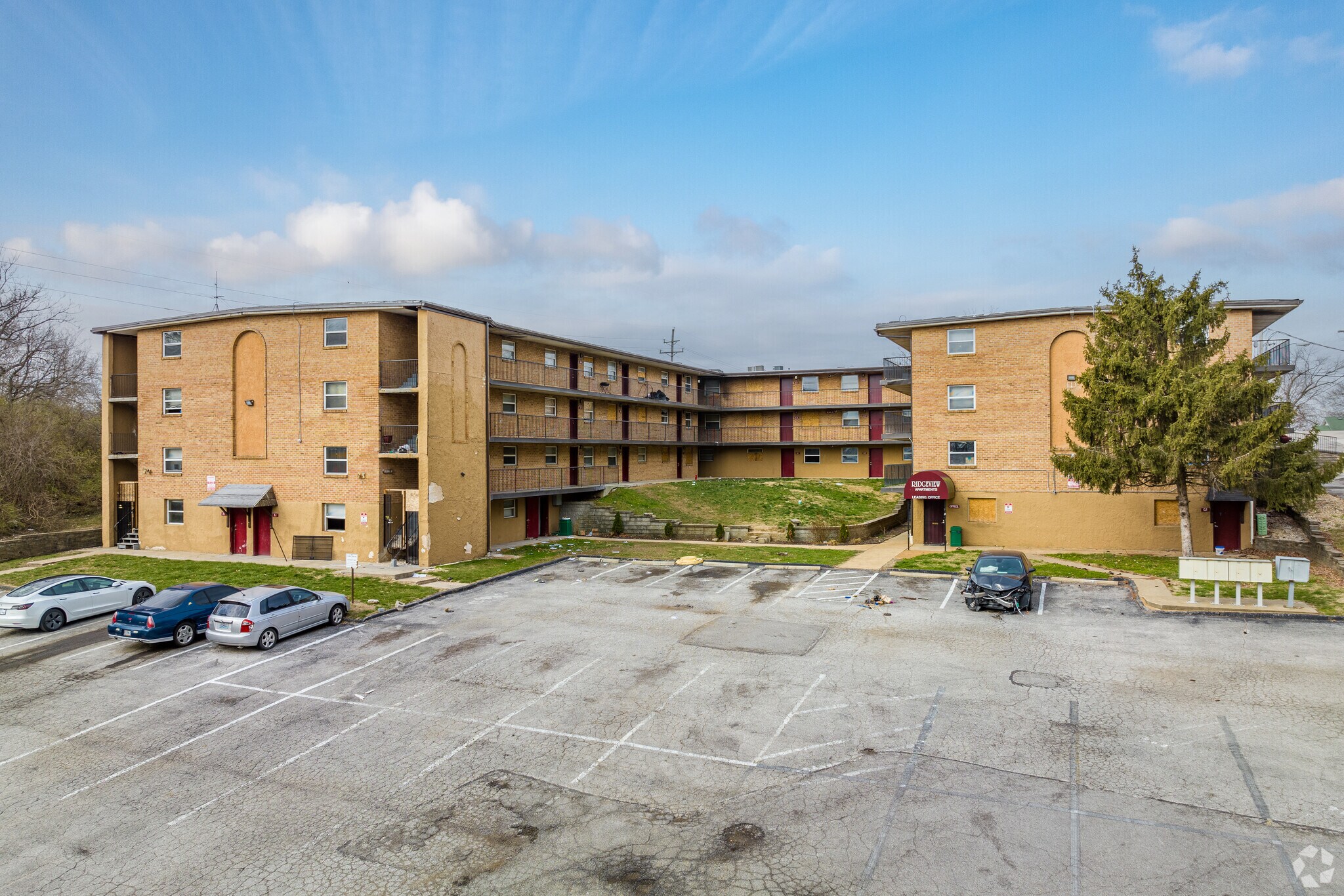 96399640 Diamond Dr Saint Louis, MO 63137 MultiFamily Property for