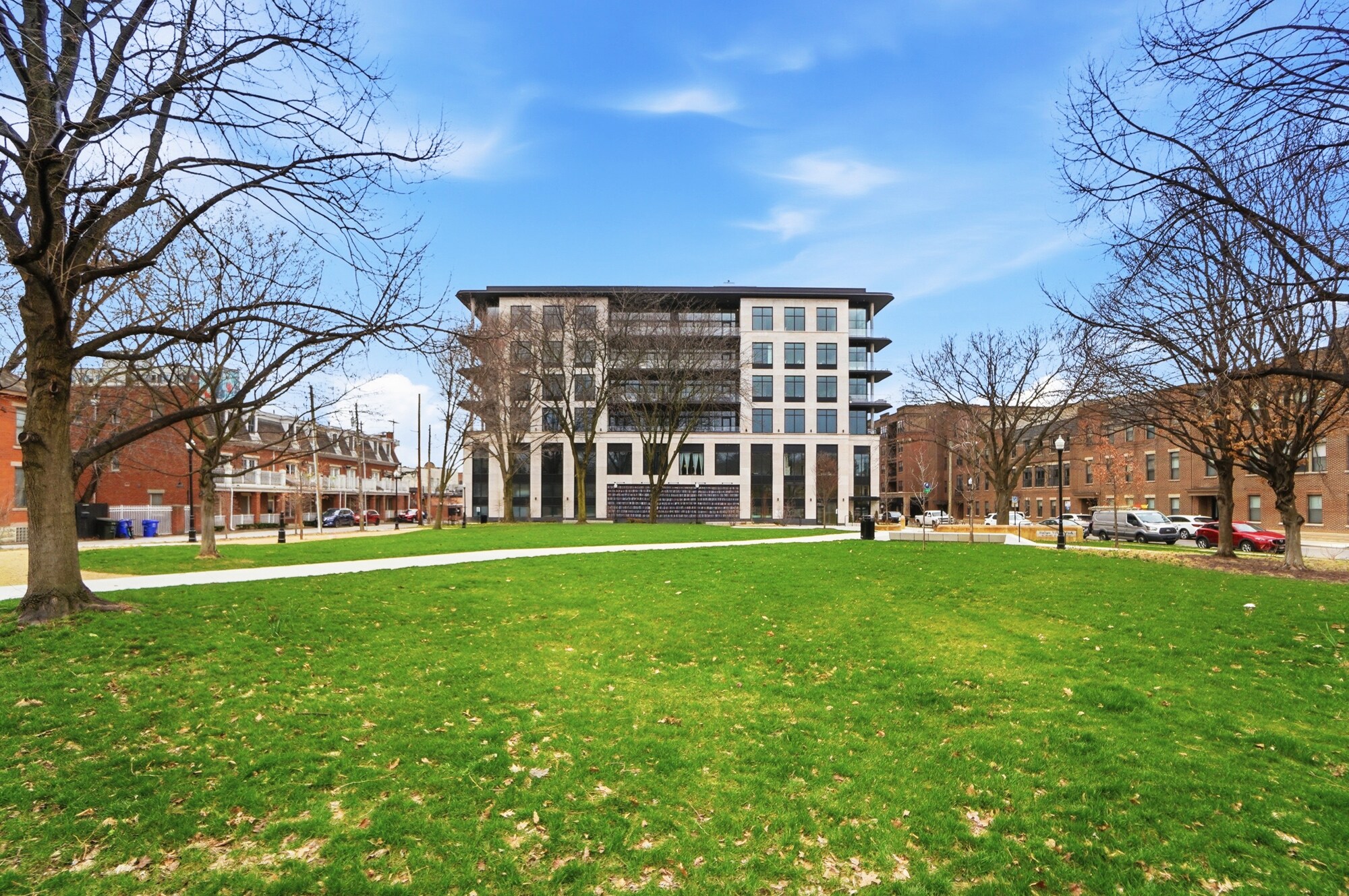 39 E Hubbard Ave, Columbus, OH for Rent