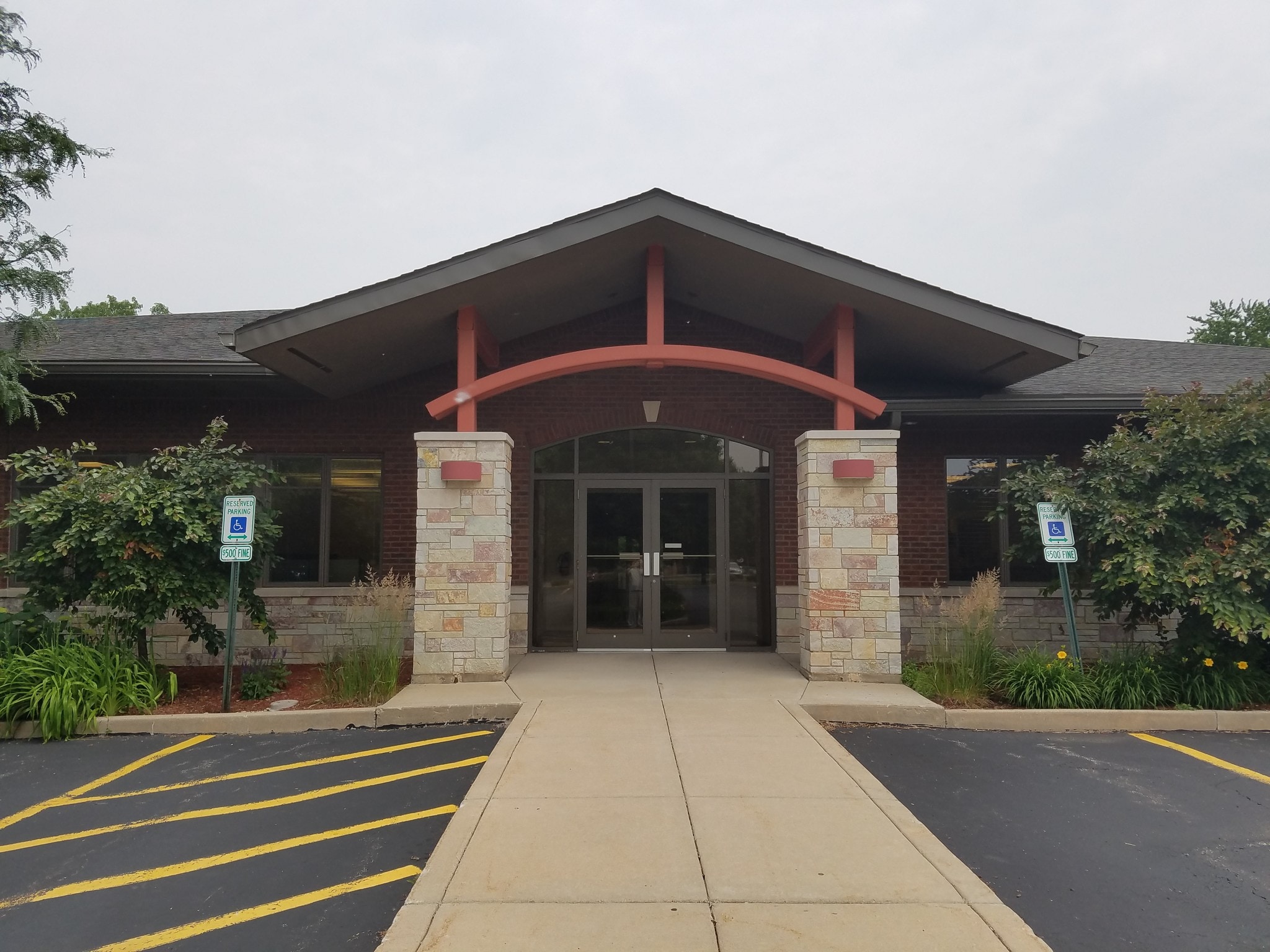 1150 Essington Rd Joliet, IL 60435 Office Property for Lease on