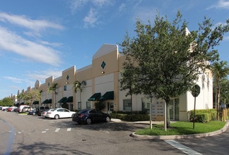 Pompano Beach, FL Office/Retail - 1011-1039 NW 31st Ave