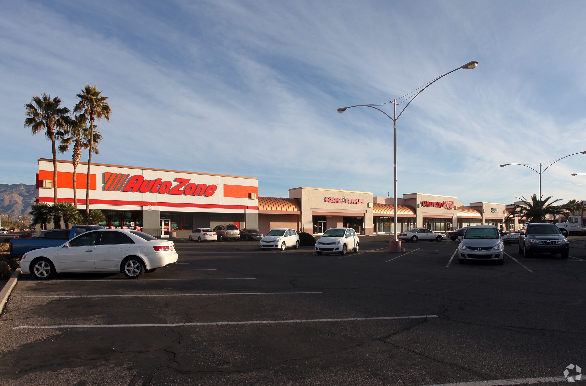 5601-5695 E Speedway Blvd, Tucson, AZ for Rent