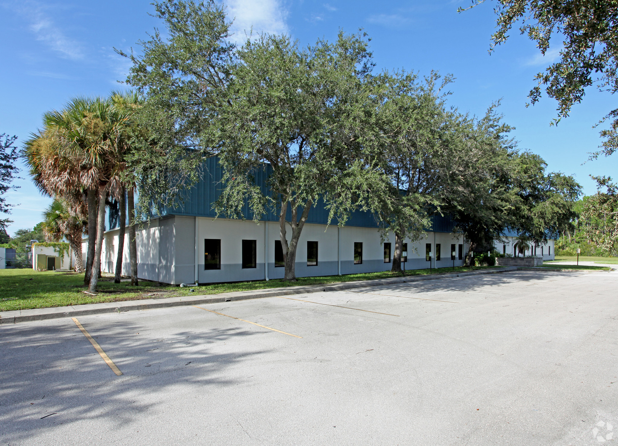 600 N John Rodes Blvd, Melbourne, FL for Rent