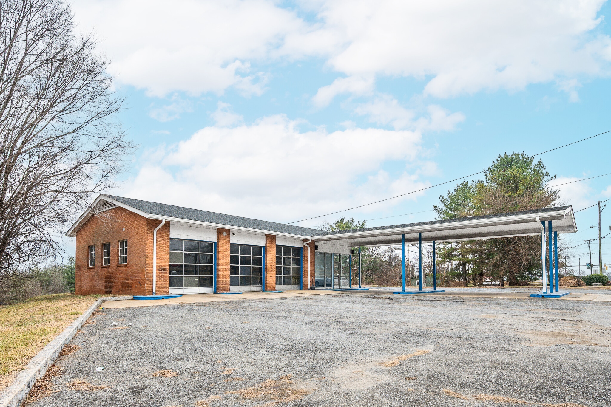 4927 S Amherst Hwy, Madison Heights, VA for Sale