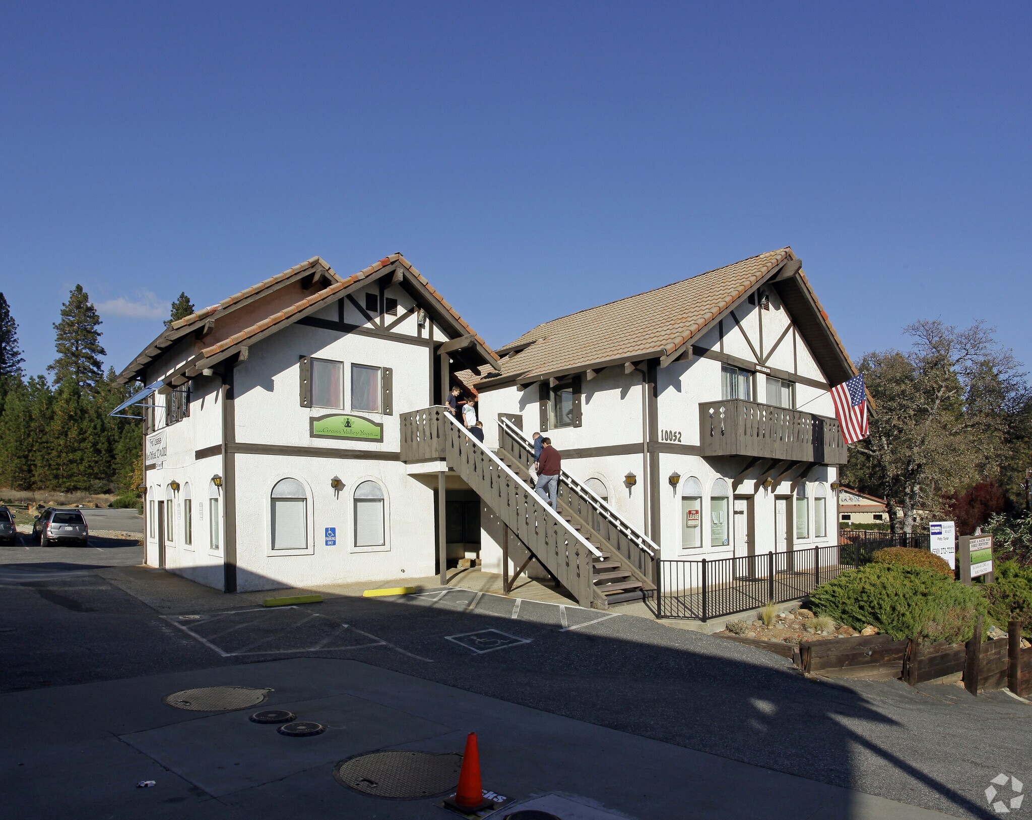 10052 Alta Sierra Dr, Grass Valley, CA for Rent