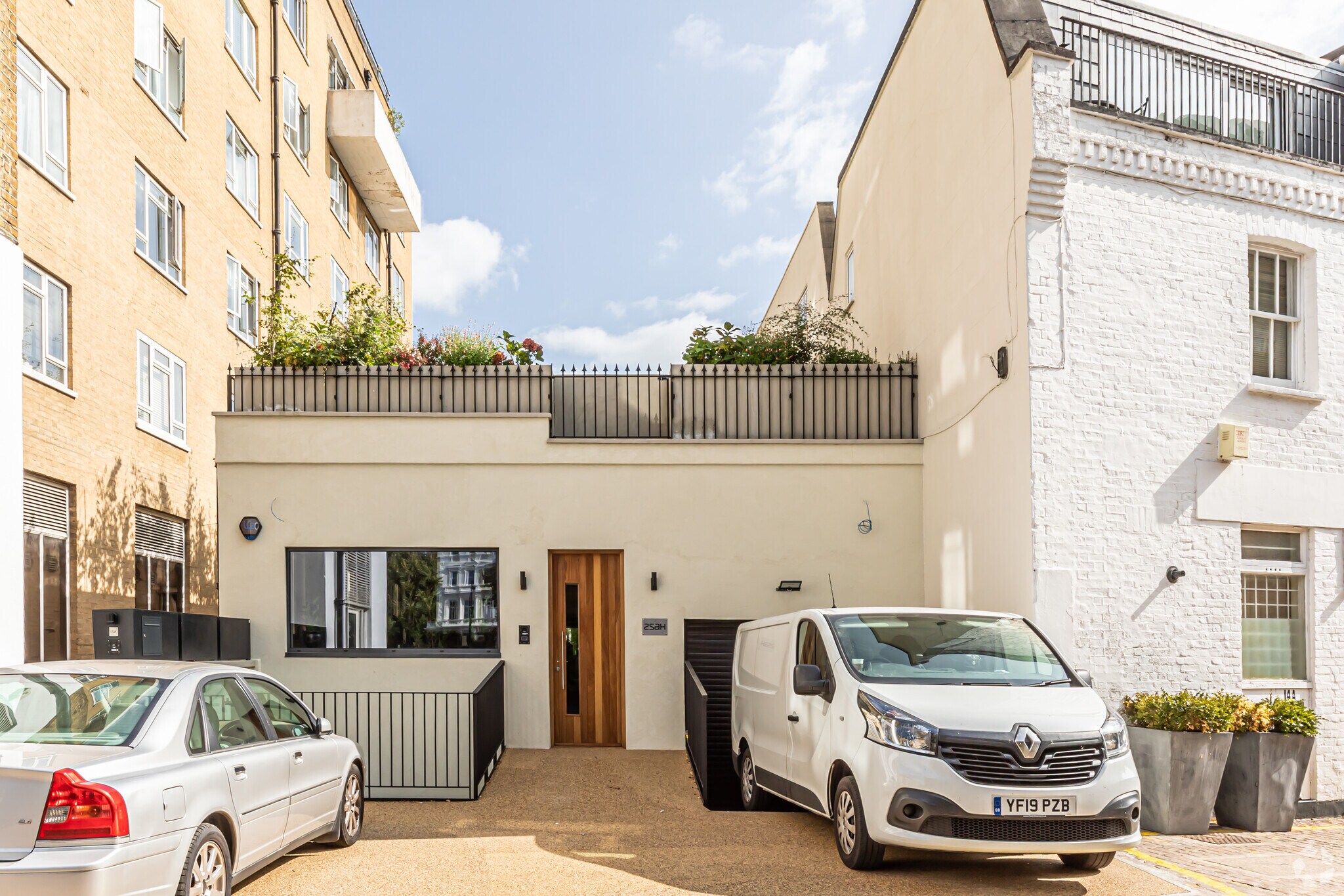 15 Reece Mews, London, LND for Rent