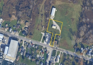 Algonac, MI Commercial - 5586 Pointe Tremble Rd