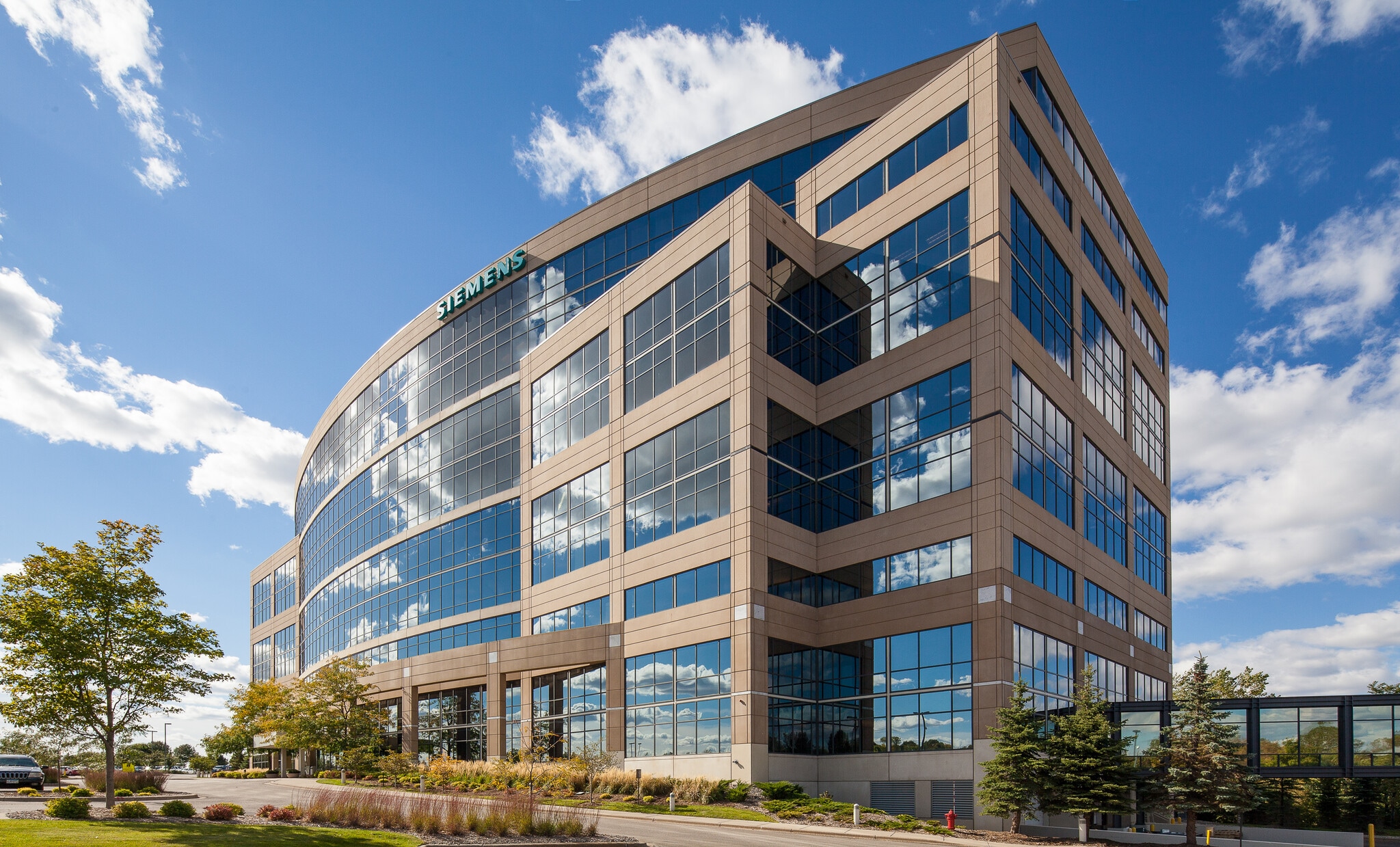 10900 Wayzata Blvd, Minnetonka, MN for Rent