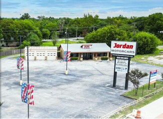 San Marcos, TX Storefront Retail/Office - 709 N Interstate 35