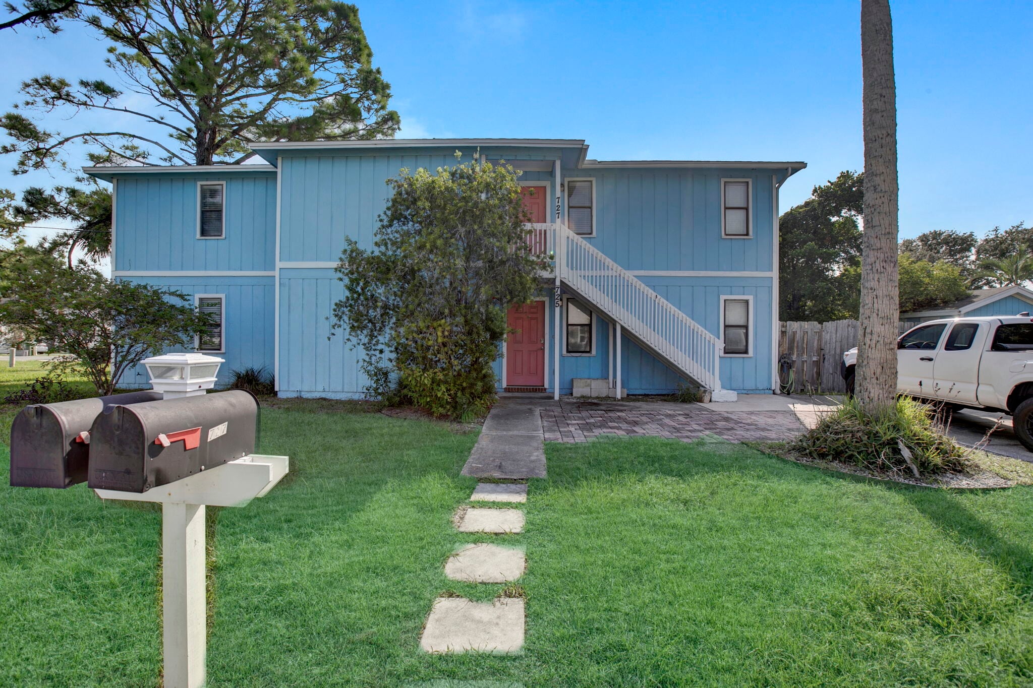 725 7th S ave, Jacksonville Beach, FL for Sale
