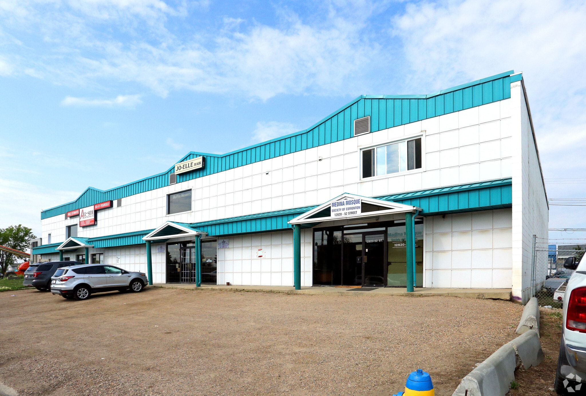12812-12818 52nd St NW, Edmonton, AB for Rent