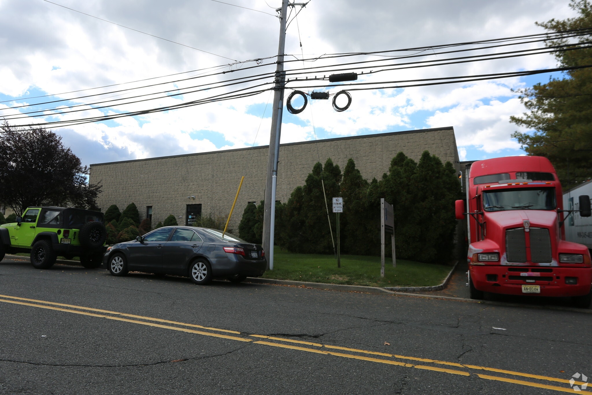 363 Market St, Kenilworth, NJ for Rent