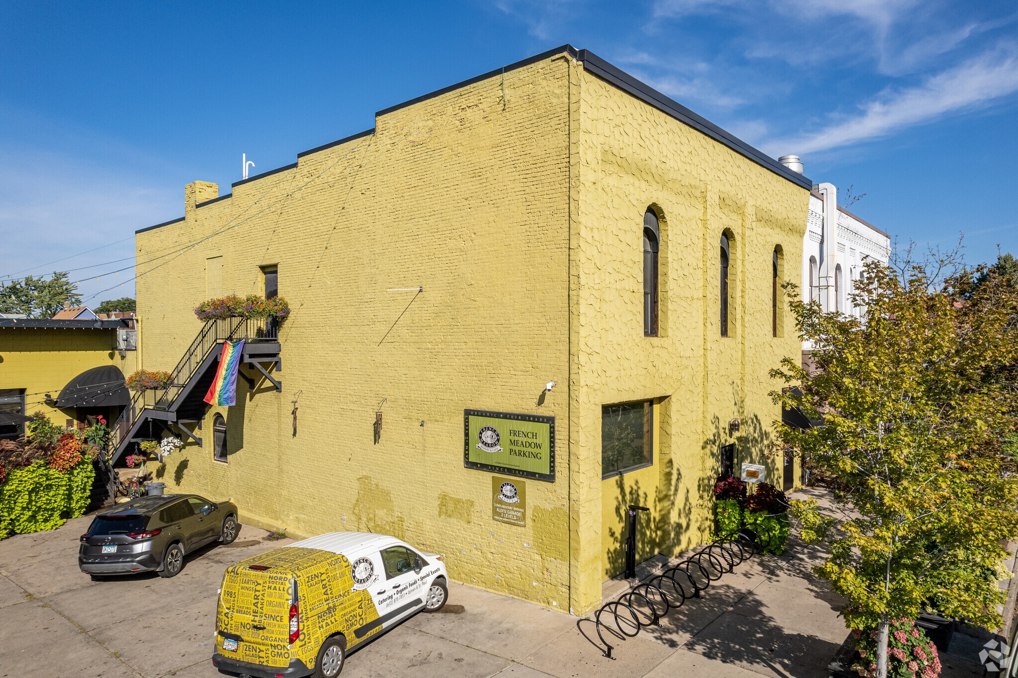 2604 S Lyndale Ave, Minneapolis, MN for Rent