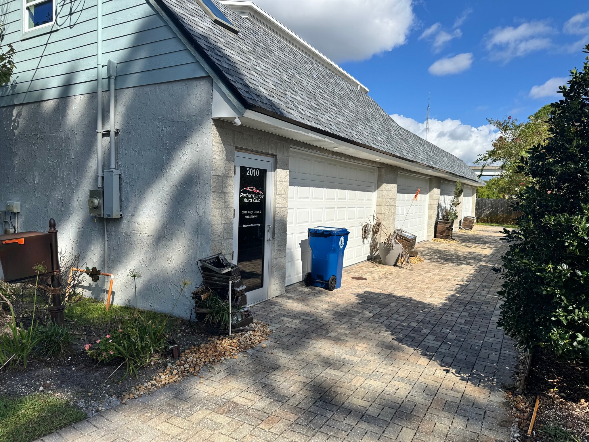 2010 Kings Cir S, Neptune Beach, FL for Rent
