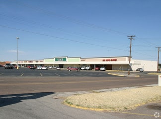 Altus, OK Office, Retail - 1430 N Main St