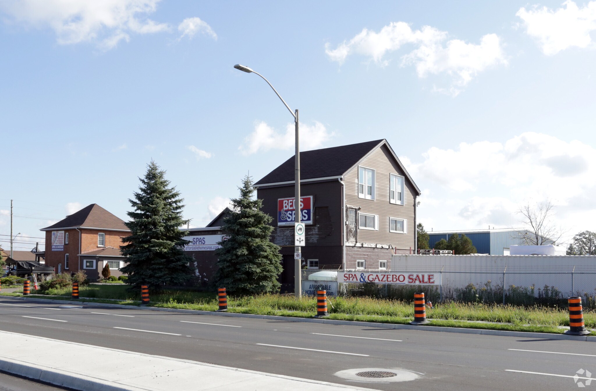 1360 Rymal Rd E, Hamilton, ON for Sale