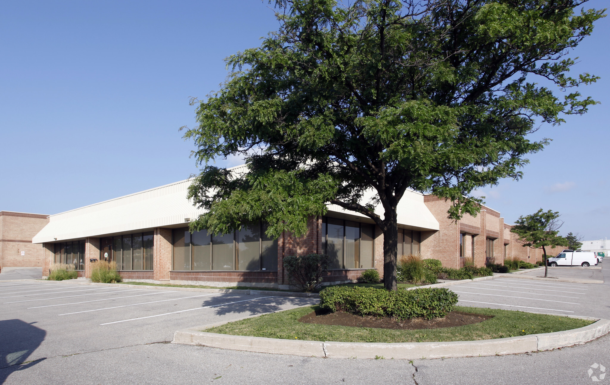 5716 Coopers Ave, Mississauga, ON for Rent