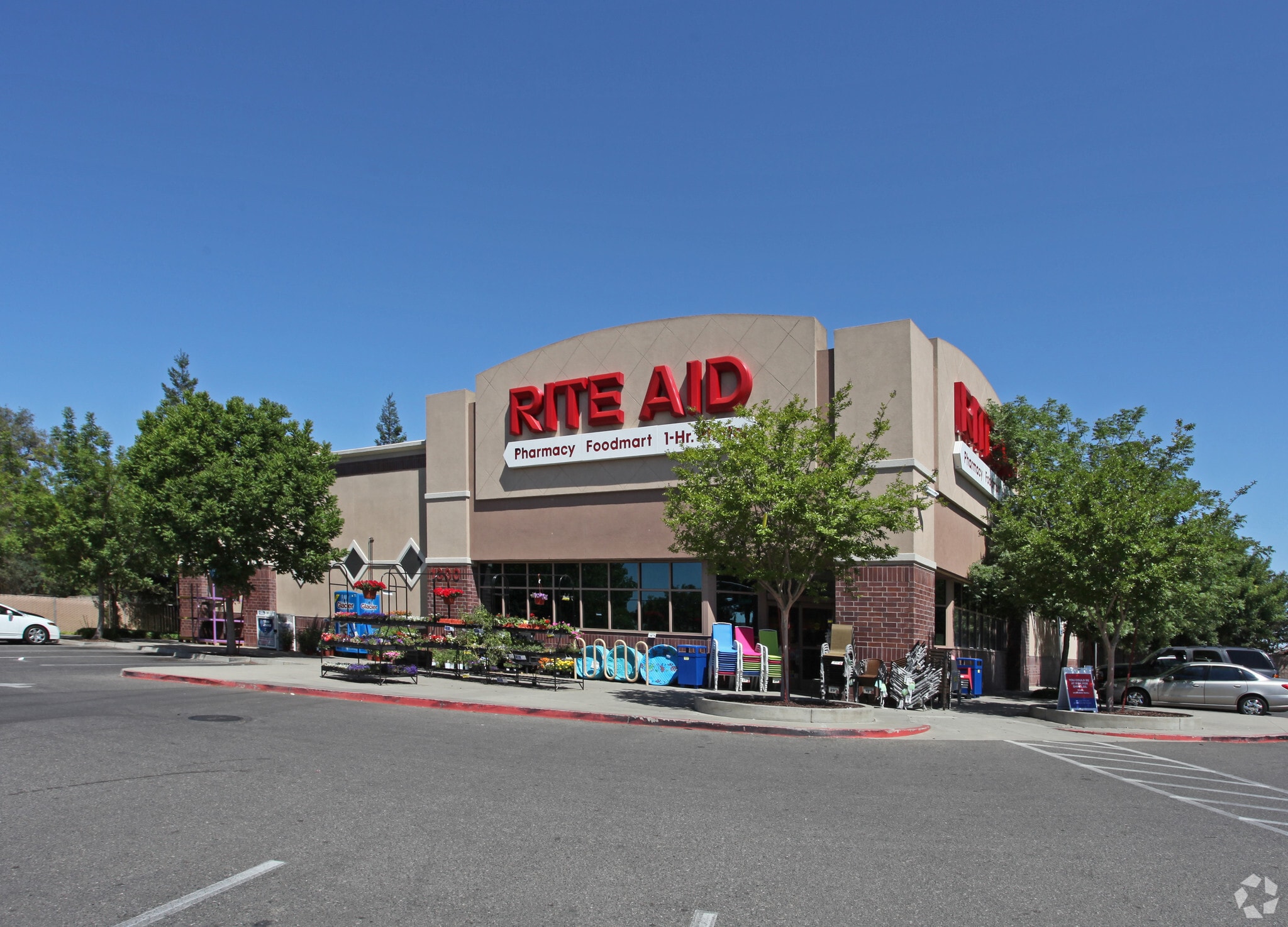 1300 W F St, Oakdale, CA for Rent