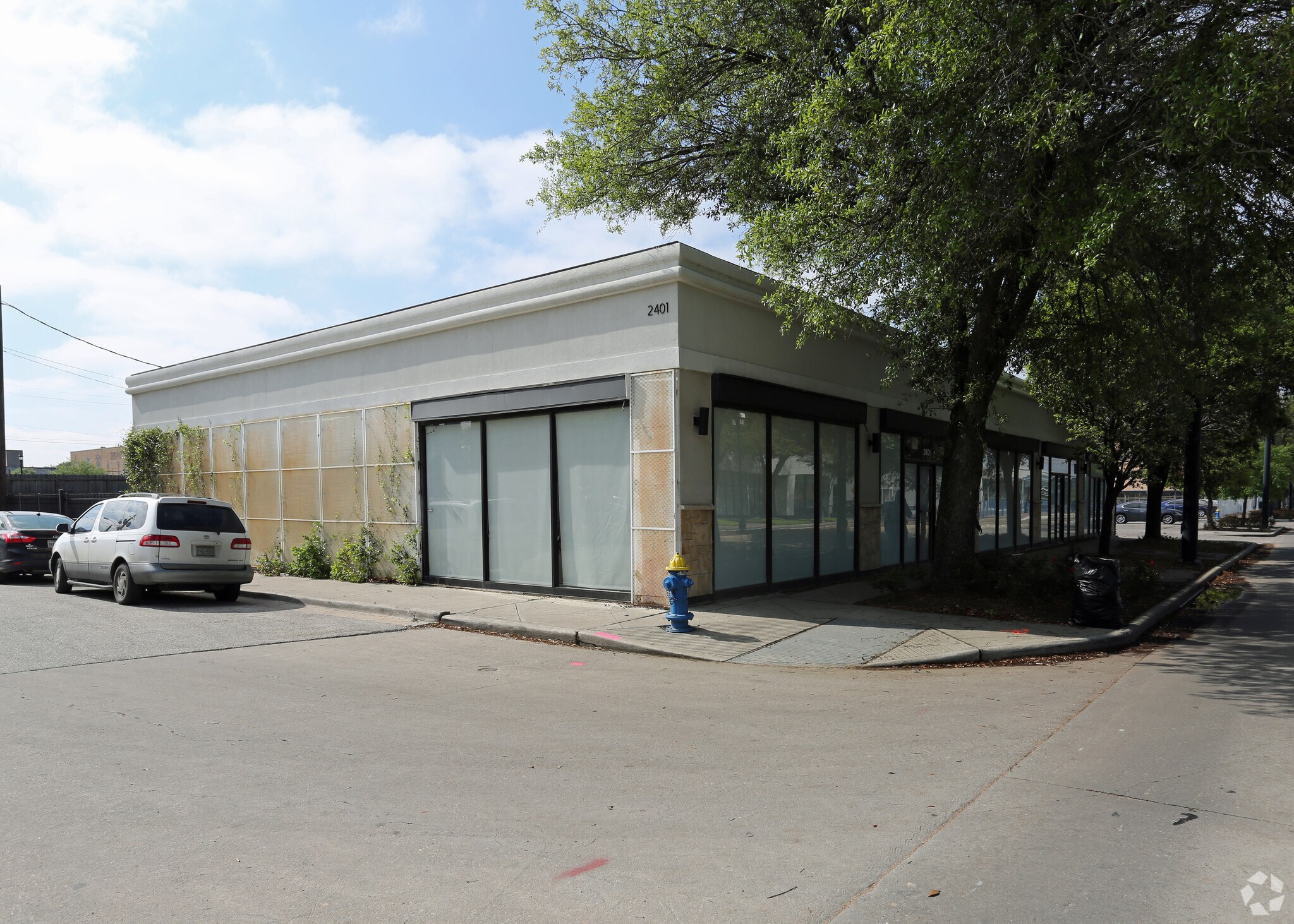 2401 Main St, Houston, TX for Rent
