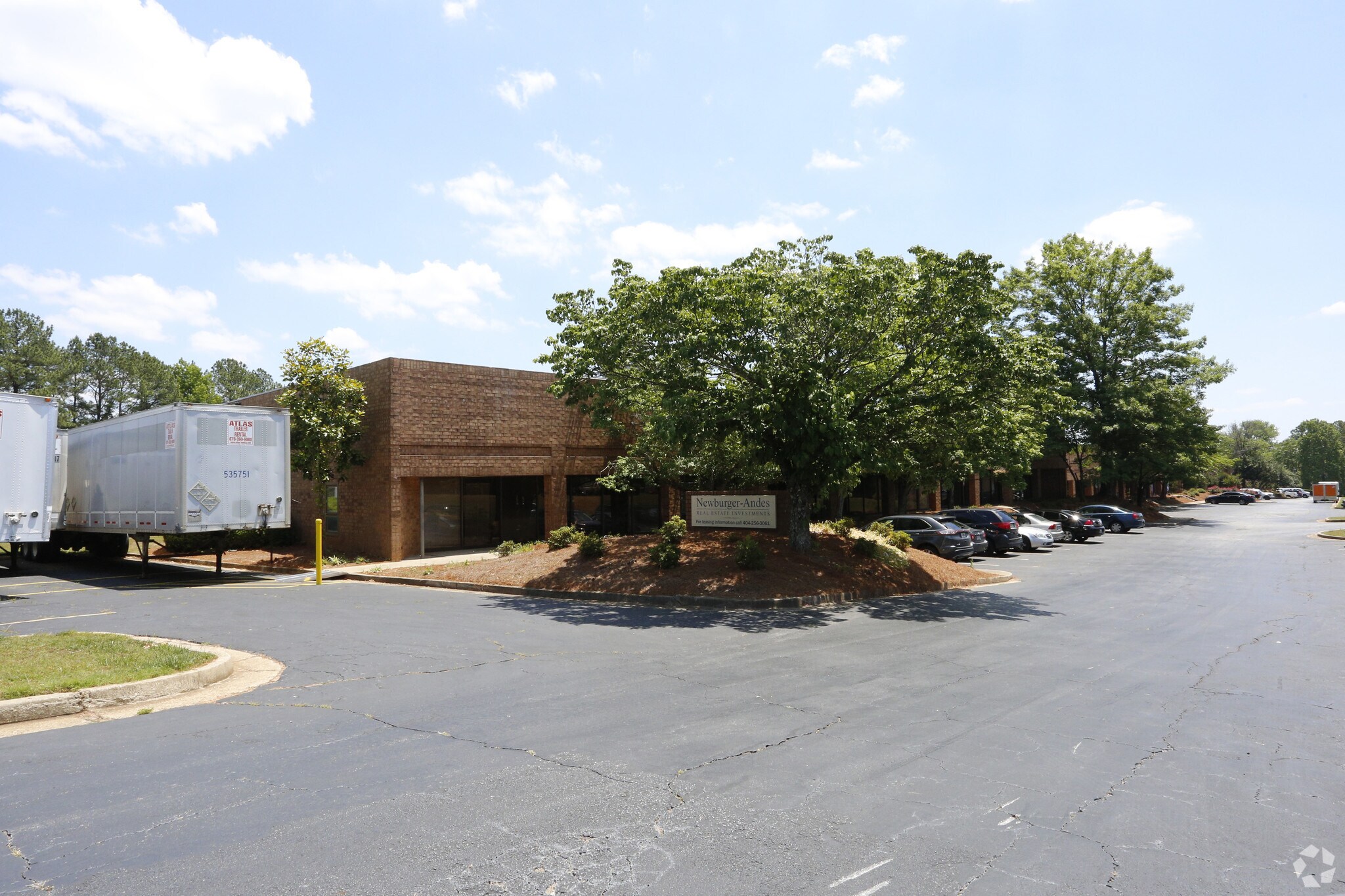 2500 Park Central Blvd Decatur, GA 30035 Industrial Property for