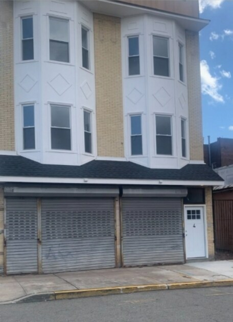 4 Winans St, East Orange, NJ for Rent