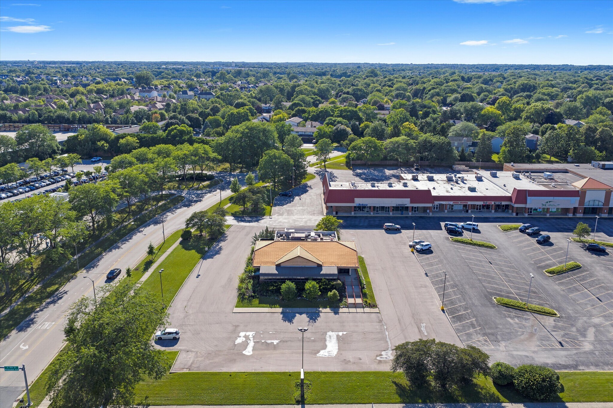 1195 S Milwaukee Ave, Libertyville, IL for Sale