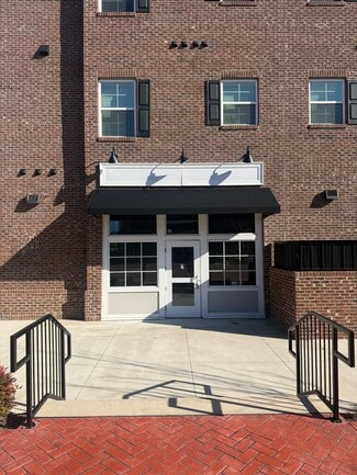 Cary, NC Office/Retail - 800 Gathering Park Cir