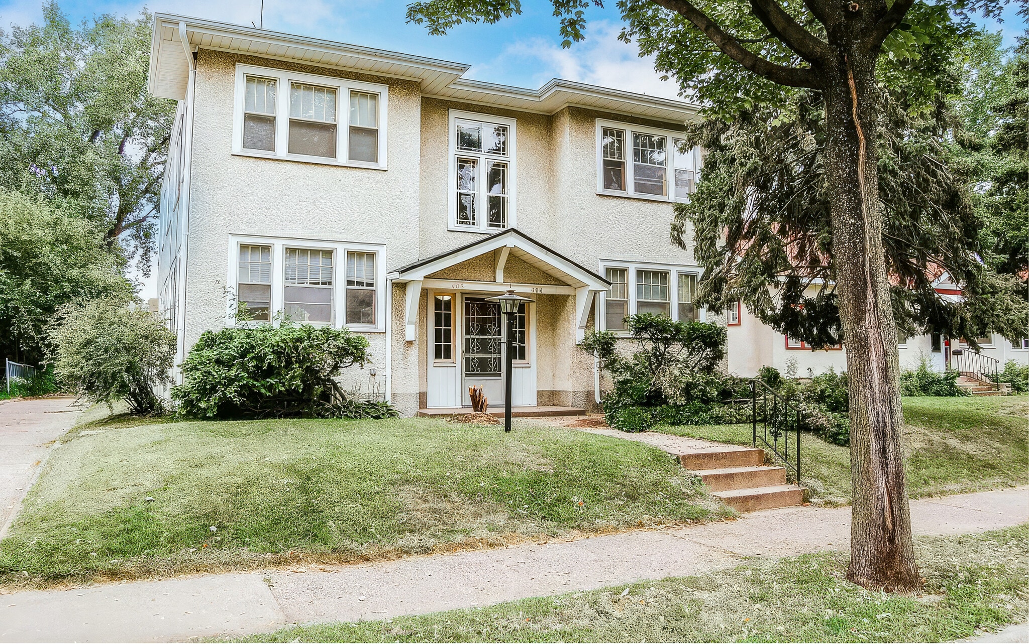 404 8th St SE, Minneapolis, MN for Sale