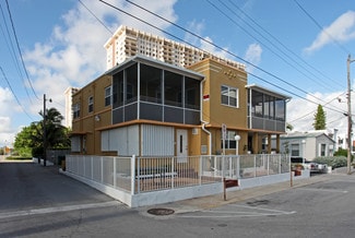 Hollywood, FL Apartments - 300 Georgia St