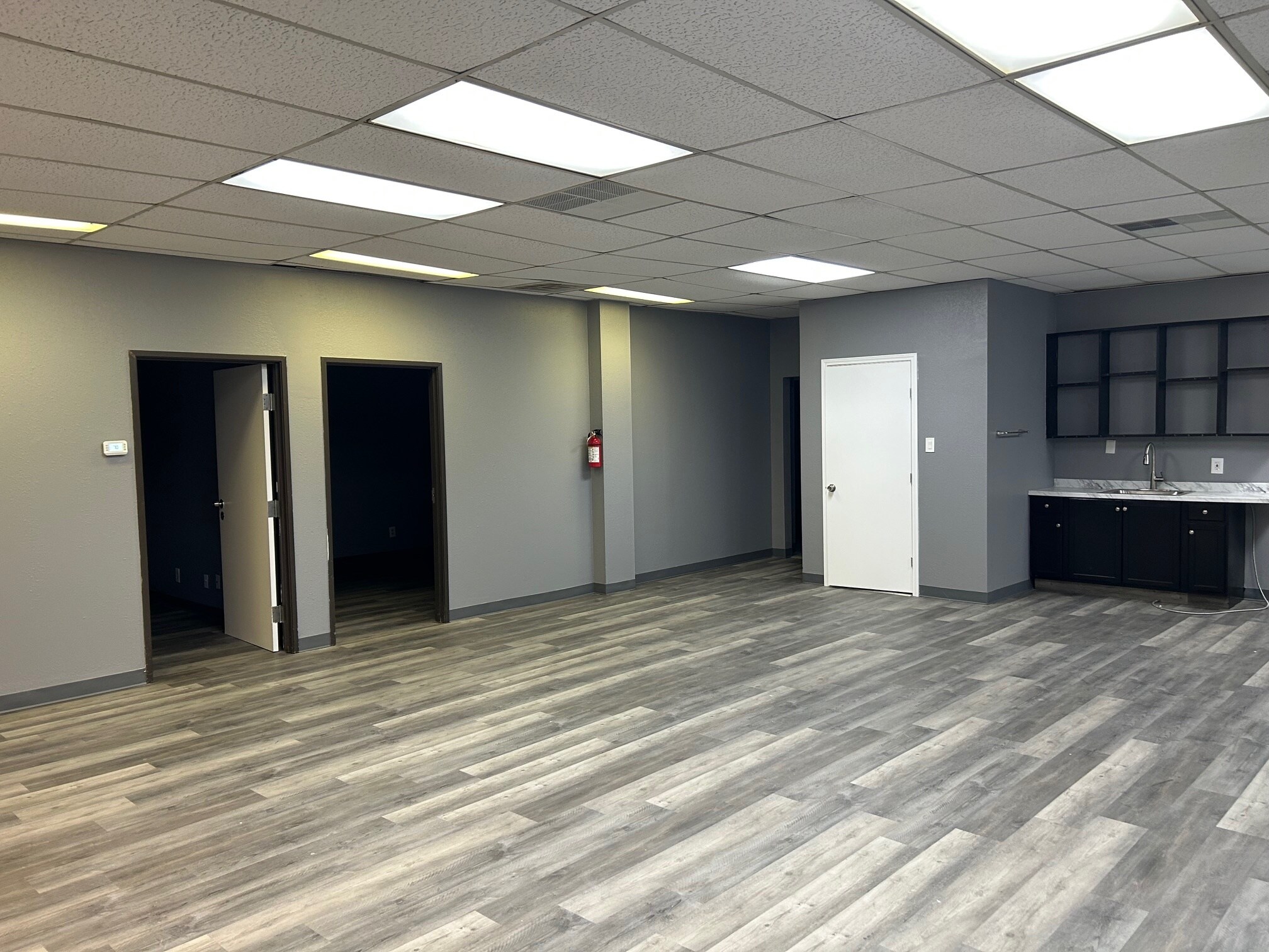 2734 W Kingsley Rd, Garland, TX for Rent