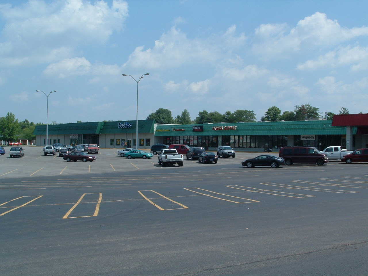 1088-1100 N High St, Hillsboro, OH for Rent