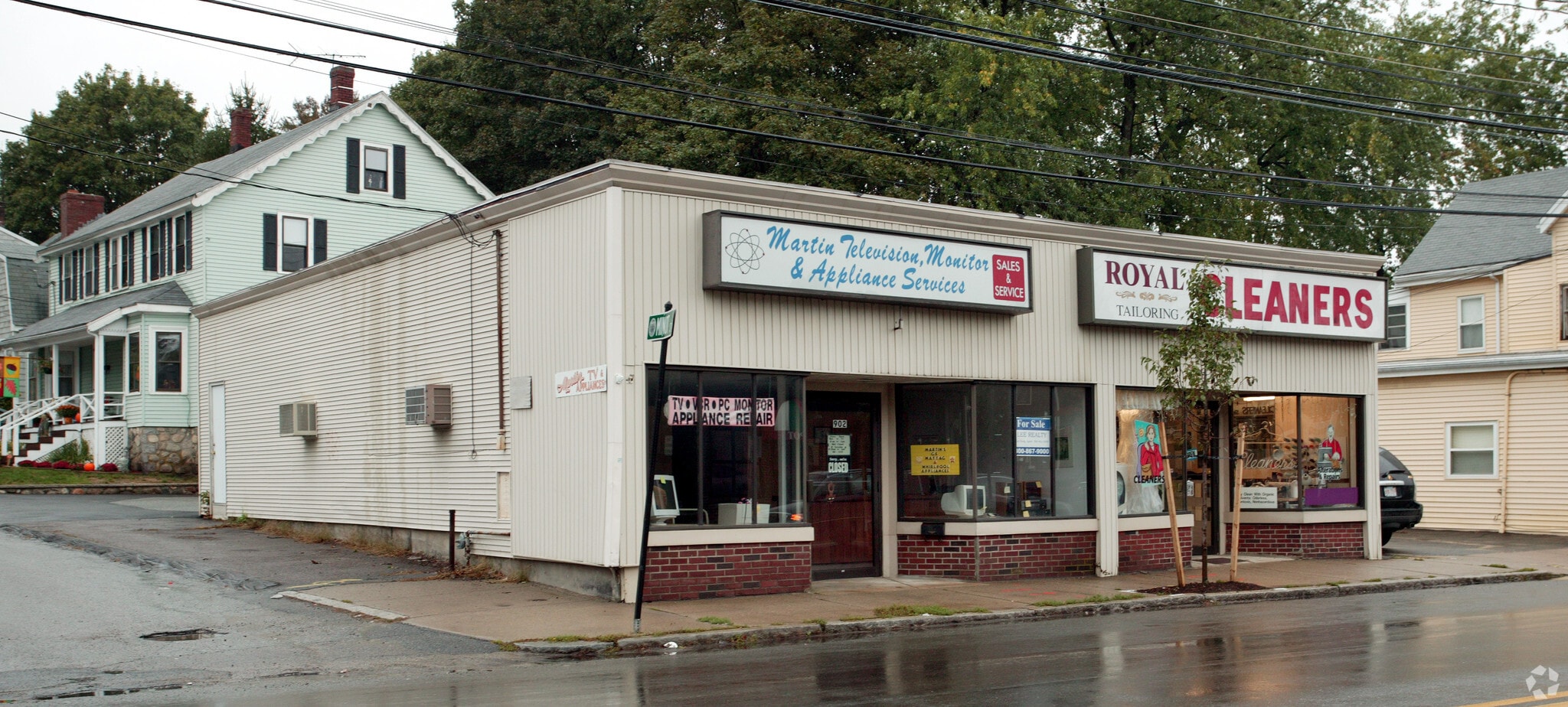 902 Main St, Woburn, MA for Sale