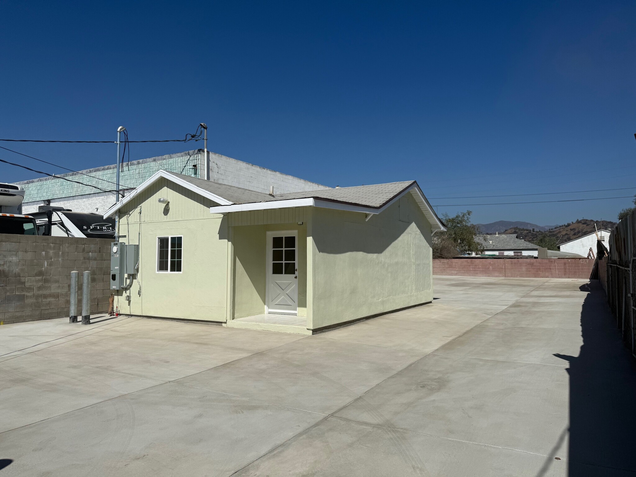 8906 Norris Ave, Sun Valley, CA for Rent